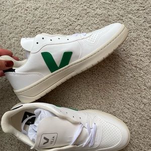 Veja white with green stripe sneaker